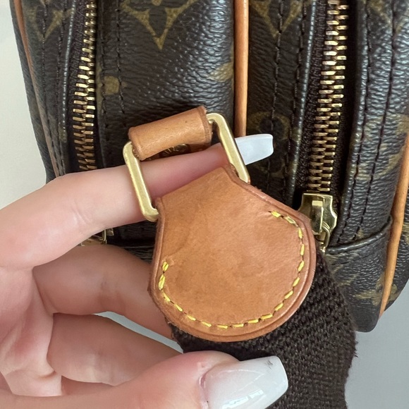 🚨🚨SOLD🚨🚨 Louis Vuitton Monogram Reporter PM Bag - Picture 6 of 13